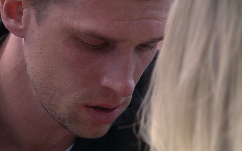 Cristian chora no BBB 23 e diz estar com raiva de brothers