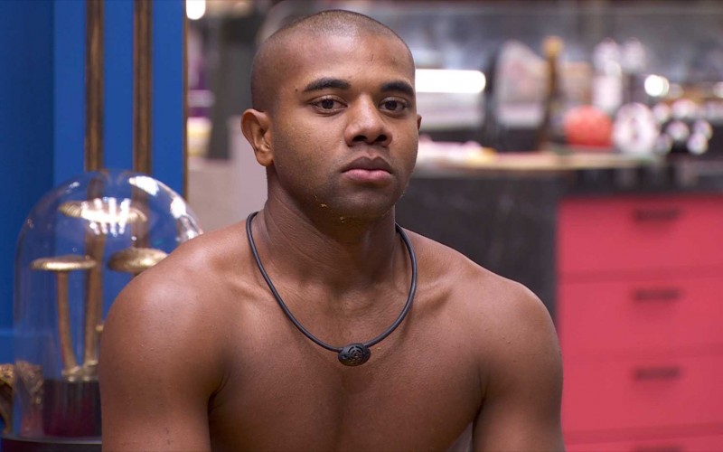 Davi e MC Bin Laden trocam farpas após formação de Paredão