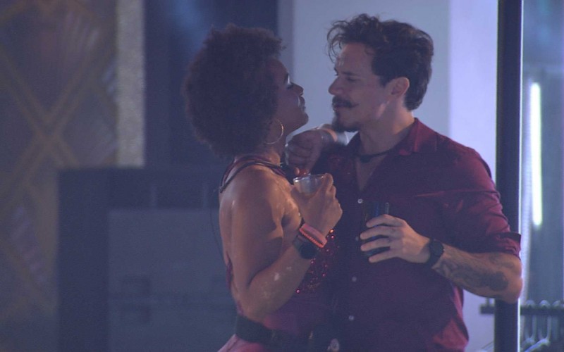 Eliezer e Natália discutem relação no BBB 22