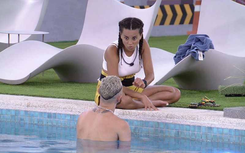 Enigmática, Domitila Barros dá toque em Fred no BBB 23