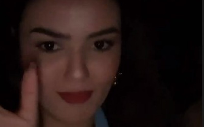 Ex-sister do BBB 22 encontra embaixador da Eslovênia