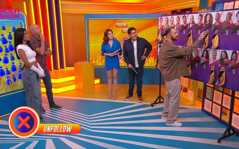 Fred chama Domitila Barros de 