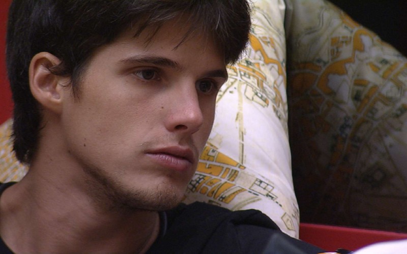 Gabriel fala sobre conversa com Aline: 