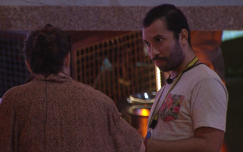 Gilberto afirma para Fiuk: 