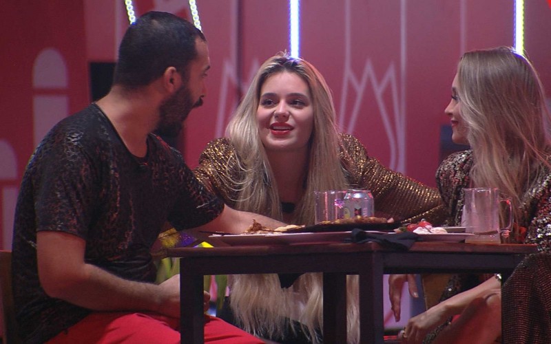 Gilberto, Viih Tube e Carla Diaz especulam sobre o Paredão