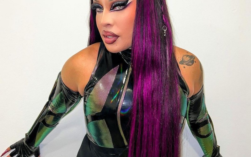 Gloria Groove comanda festa desta sexta no BBB 23