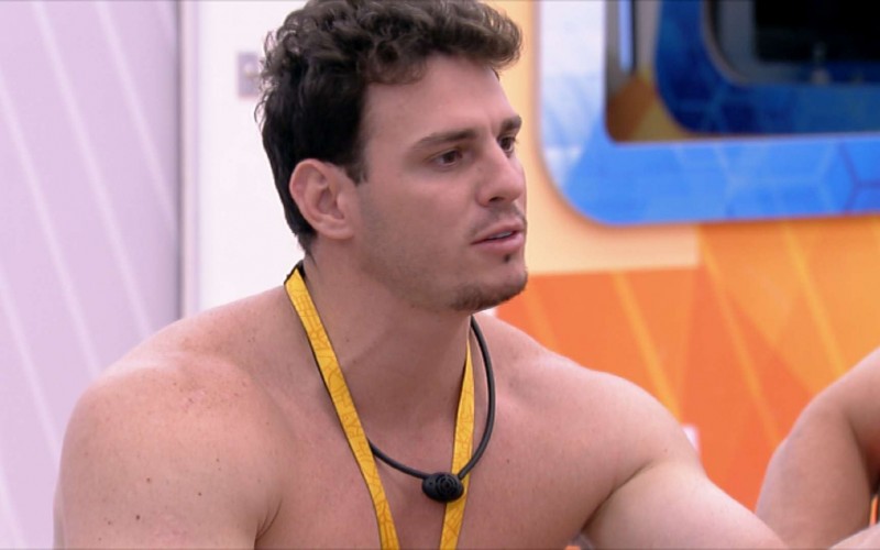 Gustavo aconselha Cezar sobre o jogo do BBB 23