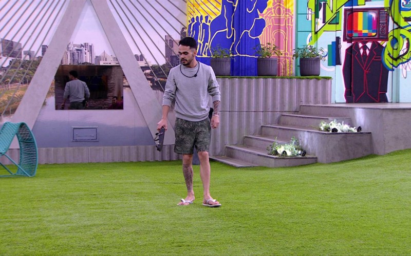 João Gabriel improvisa 