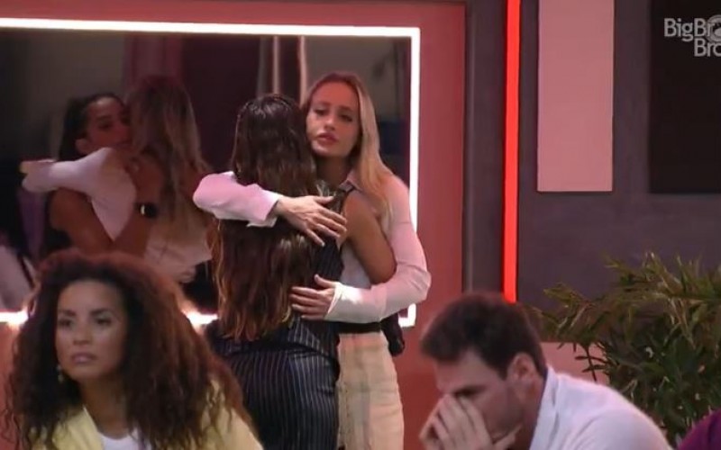 Key Alves diz para Bruna Griphao: 