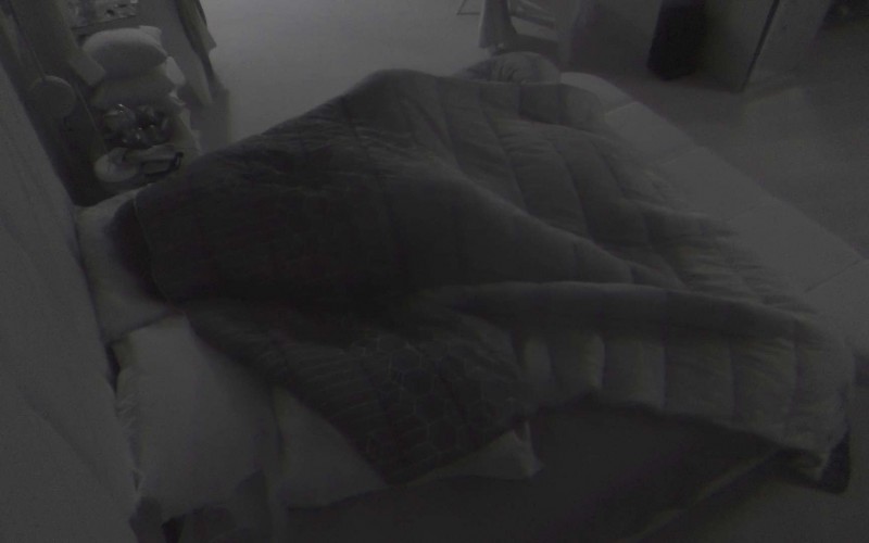 Key Alves e Gustavo movimentam o edredom no Quarto do Líder