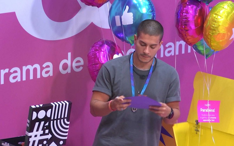 Laís e Larissa são escolhidas para o Castigo do Monstro