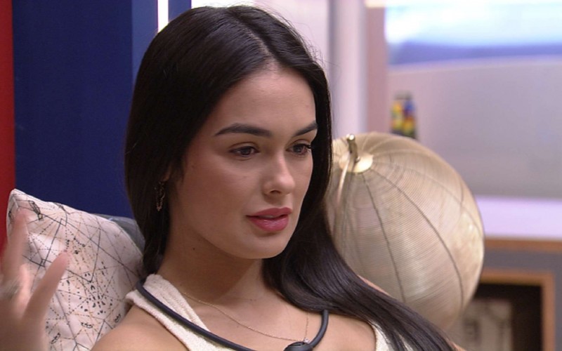 Larissa analisa seu jeito de falar: 