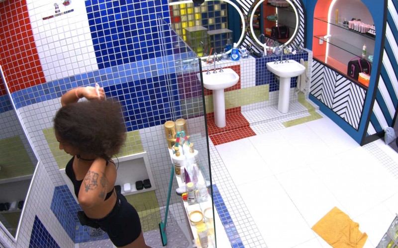 Linn da Quebrada muda o visual no BBB 22