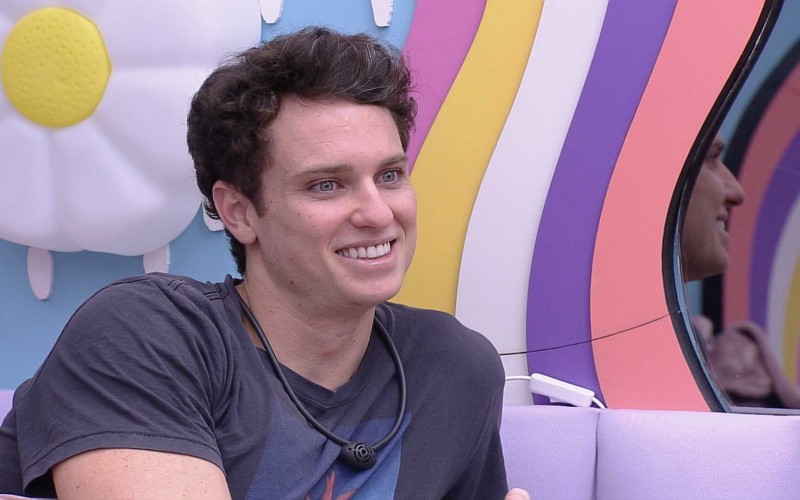 Lucas, do BBB 22, muda visual e surpreende brothers