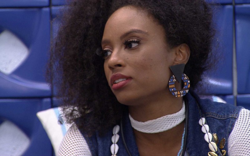 Lumena explica a Fiuk: 