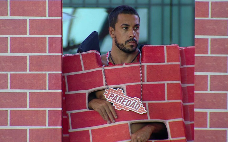 Maike é acordado para cumprir o Castigo do Mostro no BBB 25