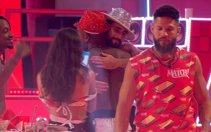 Matteus se emociona ao ouvir música tradicional no BBB 24