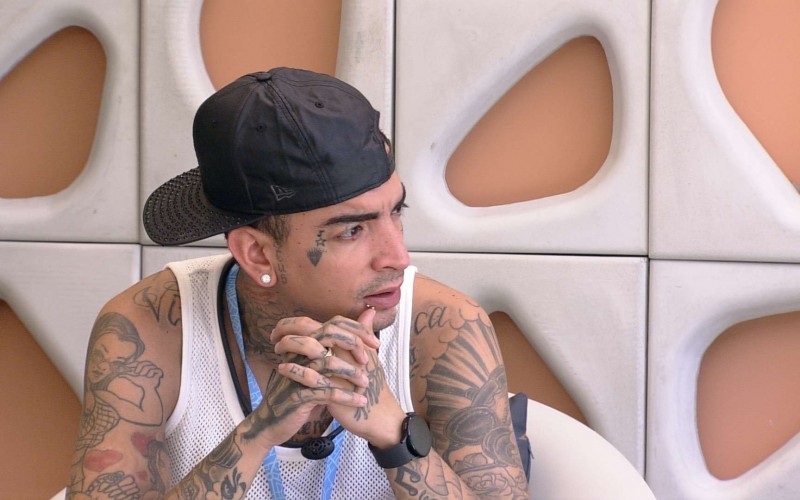 MC Guimê relembra pedido de casamento 