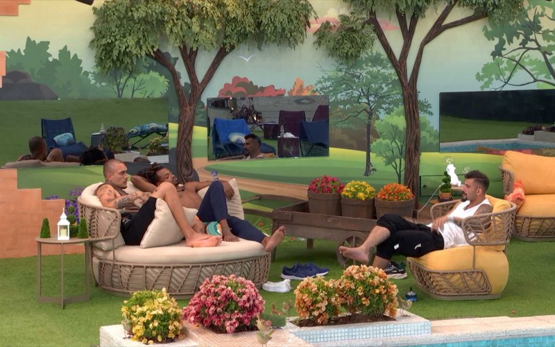 Nizam elogia pai de Vanessa Lopes: 