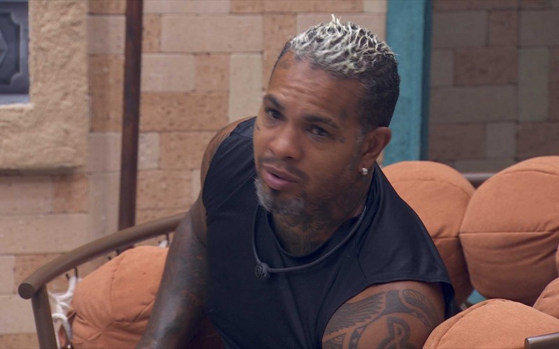 No BBB 24, Rodriguinho compara Sandy e Wanessa