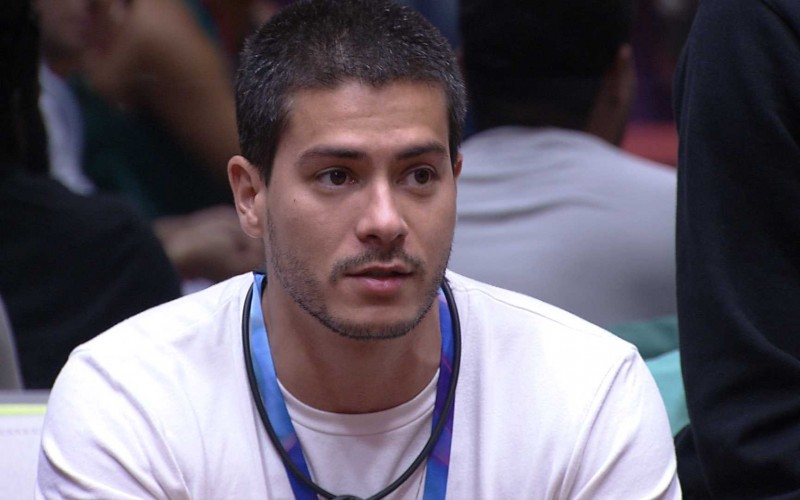 Oitavo Paredão BBB 22: Anjo Arthur Aguiar imuniza Paulo André