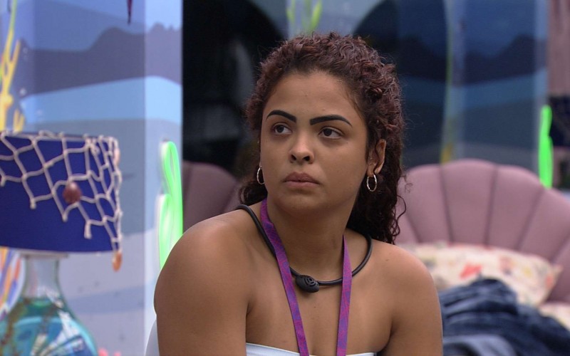 Paula, do BBB 23, ouve o termo cisgênero e pergunta: 