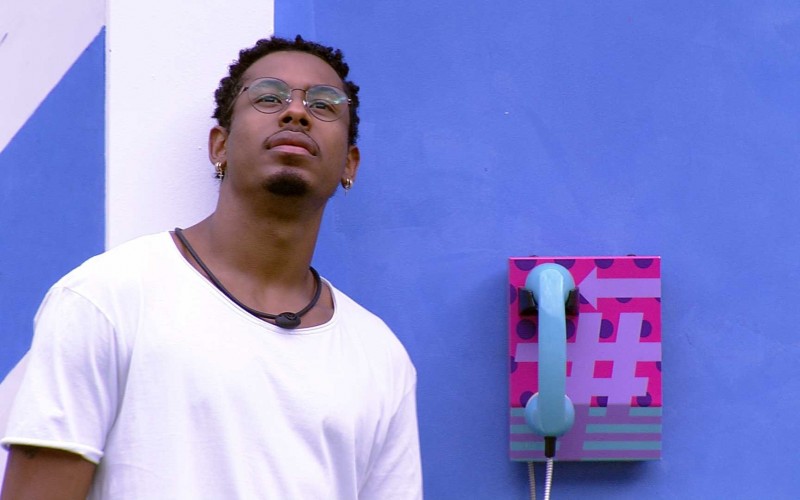 Paulo André, do BBB 22, imita Jade Picon e Pedro Scooby