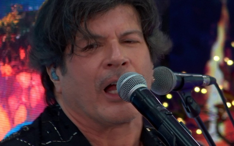 Paulo Ricardo canta hits em Festa do BBB 24