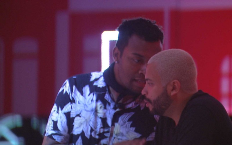 Projota revela possível voto em sister para Nego Di