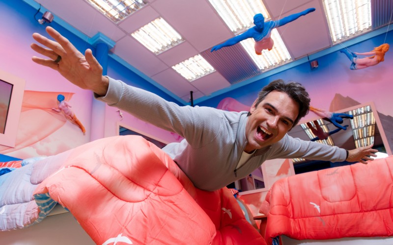 Que horas começa o BBB 26 hoje, sábado (24)?