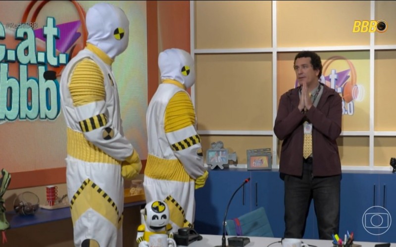 Rafael Portugal faz sarau com dummies no CAT BBB 3.0