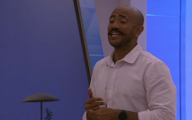 Ricardo compara quartos no BBB 23: 