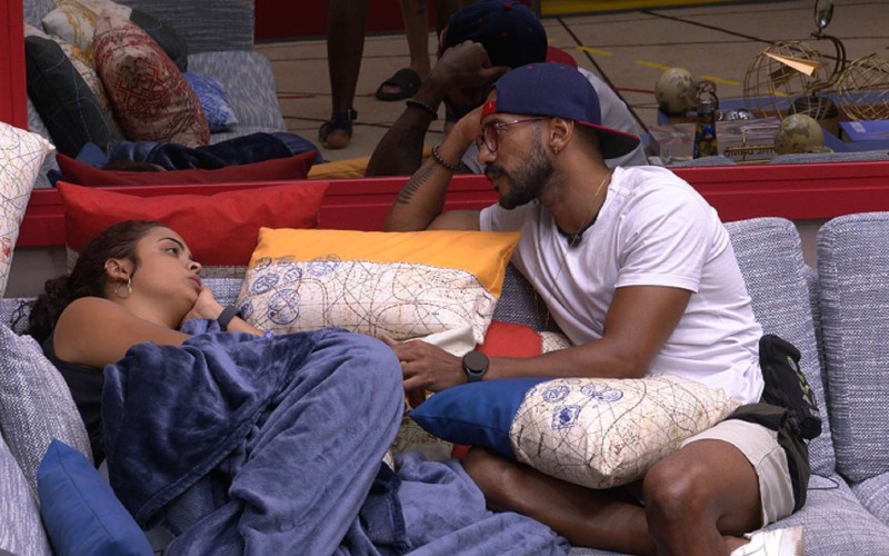 Ricardo reclama de atitudes de Cara de Sapato