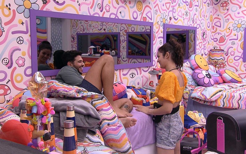 Rodrigo brinca com Eslovênia no BBB 22: 