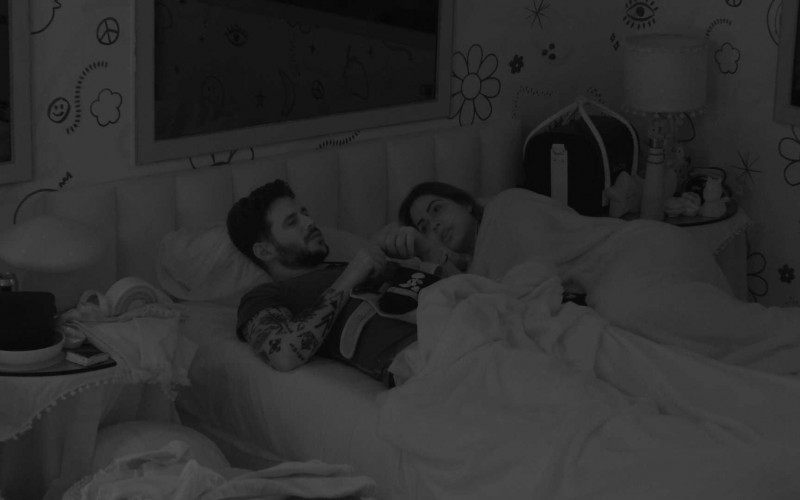 Rodrigo desabafa com Laís: 