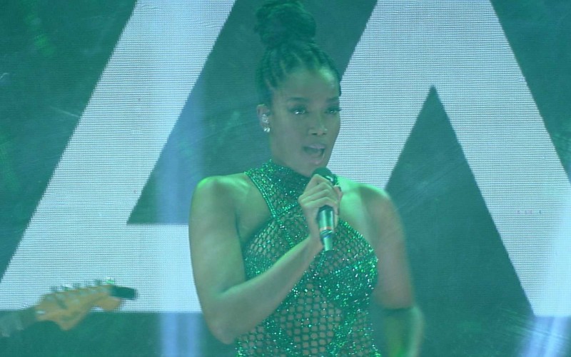 Show de IZA agita a festa desta sexta no BBB21