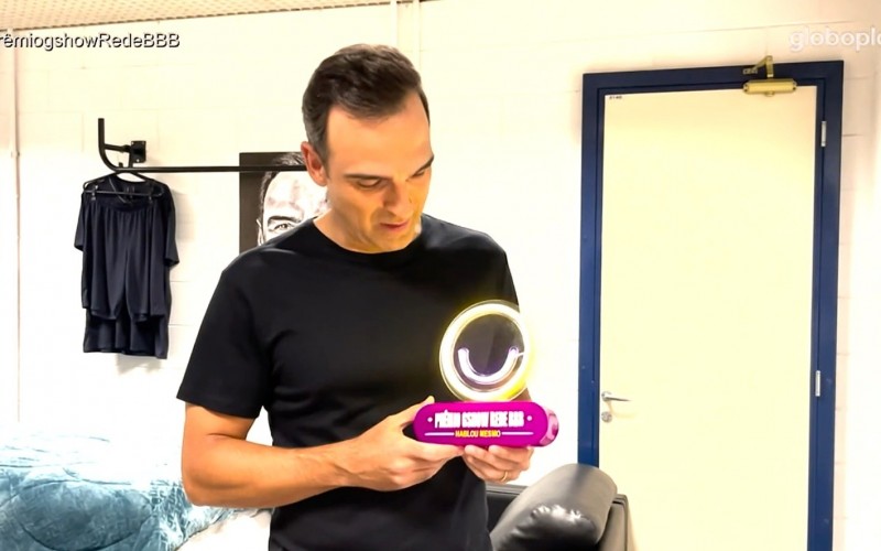 Tadeu Schmidt recebe menção honrosa no Prêmio gshow Rede BBB