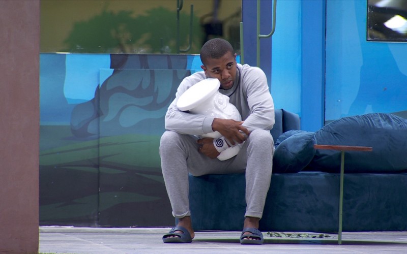 Vídeos do BBB 24 da madrugada sábado, 10/2