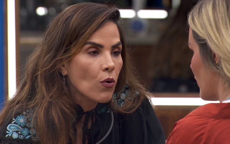 Yasmin pede para Wanessa não conversar com Davi no BBB 24: 