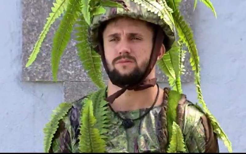 Arthur leva punição no monstro, perde estalecas e xinga: 