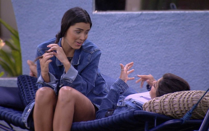 Mari analisa sua postura no jogo: 