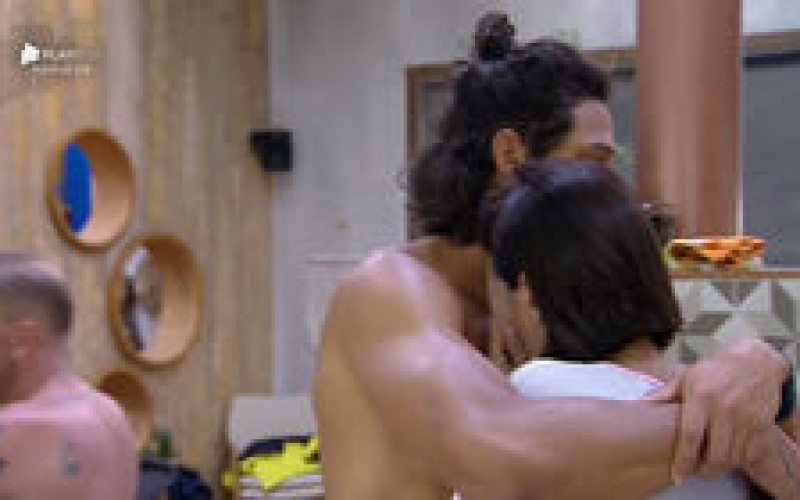 Gabi Prado cai no choro ao falar sobre punições: "Eu estou surtando"