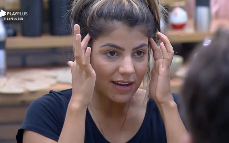 Hari revela já ter usado botox para tratamento de enxaqueca