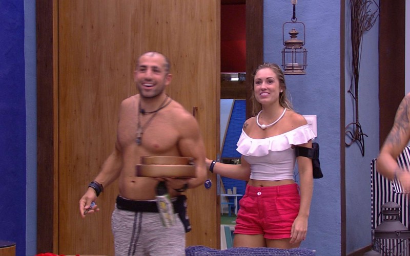 Kaysar abre Bangalô do Líder com Ayrton e Jéssica