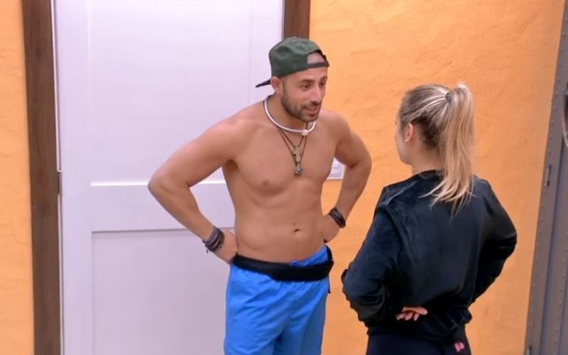 Kaysar brinca de imitar Jéssica e sister pergunta: 