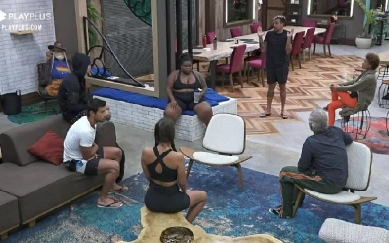 Lipe, Stéfani e Jojo criticam última prova do fazendeiro de 