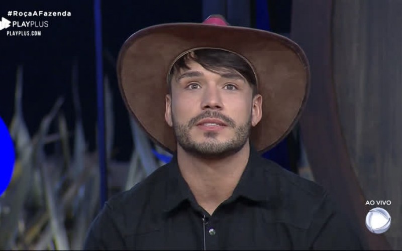 Lucas leva Andréa Nóbrega direto para a terceira Roça do jogo