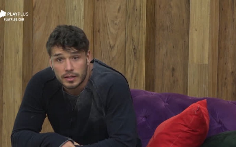 Lucas pede paciência aos peões. “Isso aqui mexeu muito comigo”