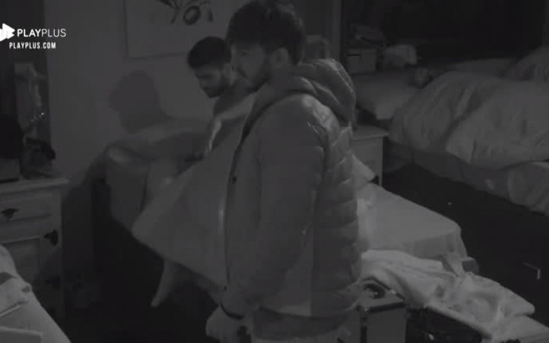 Lucas Viana avisa que Netto quase atrasou para realização de tarefa