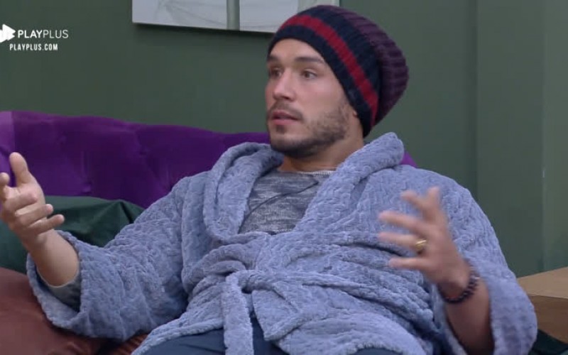 Lucas Viana comenta eliminação de Netto: 